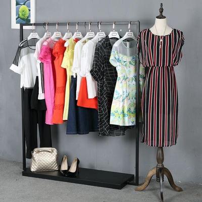 言语天堂 沐沐服饰 0.5-1.2折女装品牌折扣批发，开启高性价比服装服饰采购新篇章