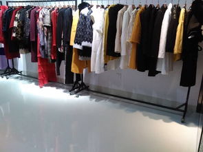 批发折扣品牌服装 抓住尾货商机，实现利润最大化