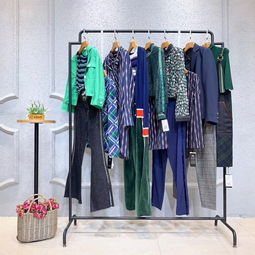 艾秋女装品牌与武汉服装尾单批发市场分析